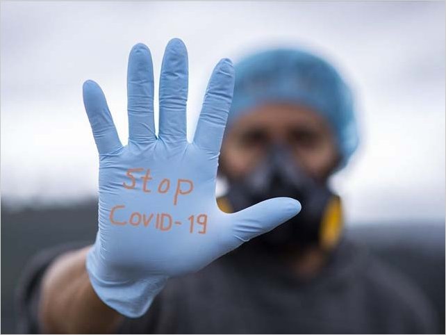 La tesis de la inmunidad colectiva para enfrentar al coronavirus: una 