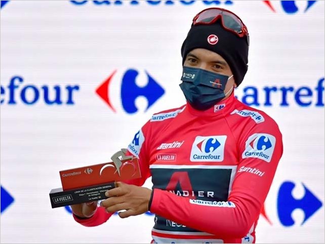 Richard Carapaz mantiene el liderato de la Vuelta a Espa�a en la etapa 7