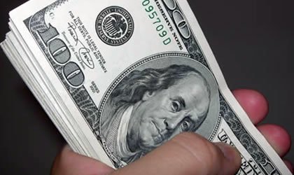 Trabajadores rechazan la propuesta de los empresarios y exige un sueldo de 320 dÃ³lares