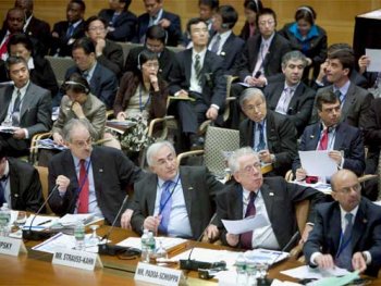 EconomÃ­a ecuatoriana decrecerÃ¡ en -2 por ciento este aÃ±o, dijo hoy el FMI