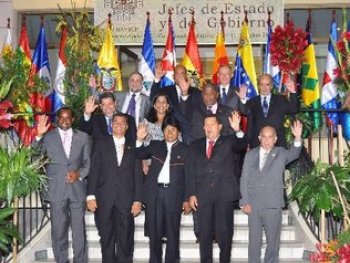 Cumbre de la ALBA condena la Ã¢â¬Åfarsa electoralÃ¢â¬Â hondureÃ±a