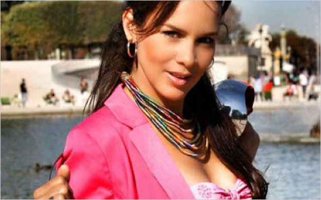 Alejandra BenÃ­tez, la bella ministra de Deportes de Maduro
