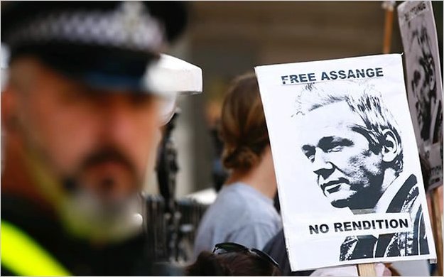 El Gobierno ecuatoriano concede âasilo diplomÃ¡ticoâ a Julian Assange