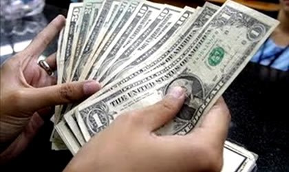 El Gobierno justifica el aumento salarial ante el rechazo de los sindicatos