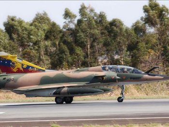 Aterrizan de emergencia en PanamÃ¡ tres de los aviones donados por Venezuela