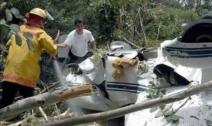 Investigan causas de caÃ­da de avioneta militar ecuatoriana