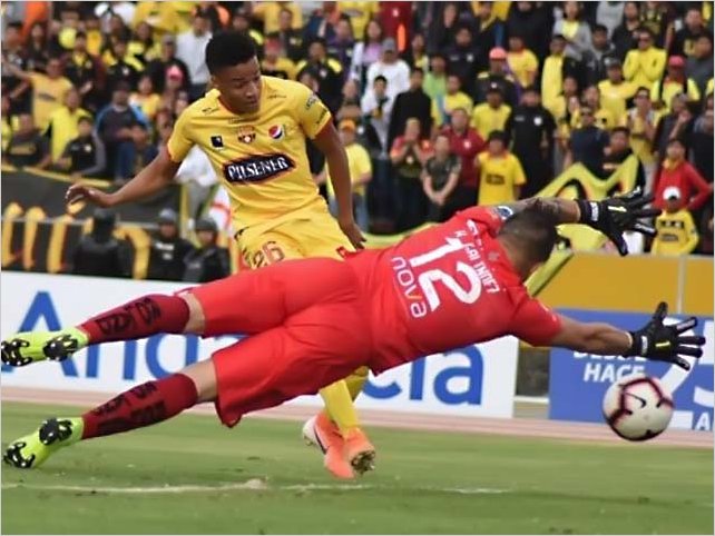 Barcelona Sporting Club cay� 2-1 ante Universidad Cat�lica en Quito
