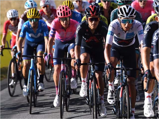 Richard Carapaz se mantiene en la pelea en el puesto 15 en el Tour de Francia
