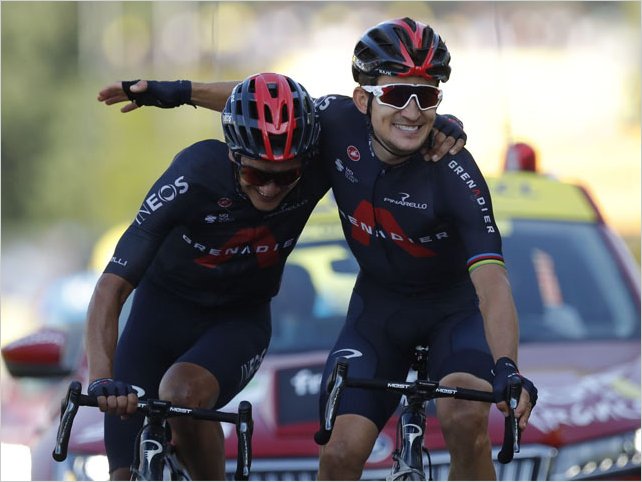 Richard Carapaz con el premio de la monta�a, el ecuatoriano protagoniz� la etapa 18 del Tour de Francia 2020