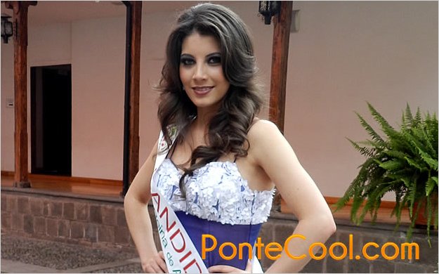 Se inscribiÃ³ la primera Candidata a Reina de Ambato 2013, la Srta. Carolina Herrera