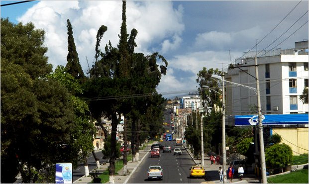 Con una fina capa de ceniza amaneciÃ³ hoy la ciudad de Ambato