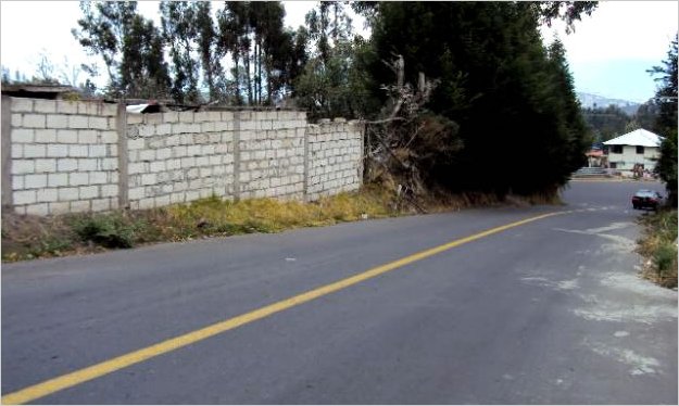 PavimentaciÃ³n de la vÃ­a Tisaleo - Cevallos - Totoras y Rita Vinces ingresÃ³ a su Ãºltima fase