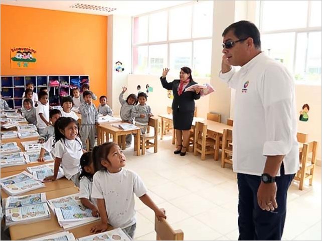 Correa ratifica intenciÃ³n de volver a Ecuador como vicepresidente