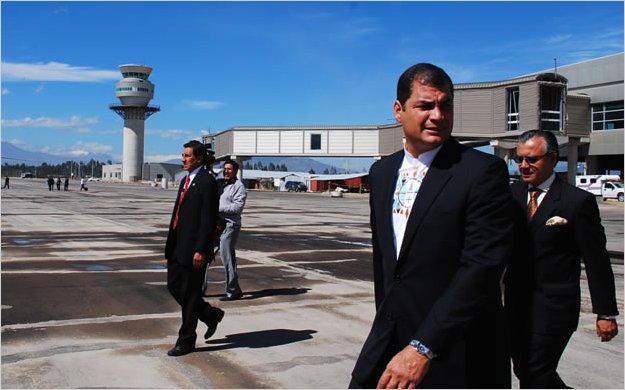 Rafael Correa viaja en la tarde a Caracas para funeral de Hugo ChÃ¡vez