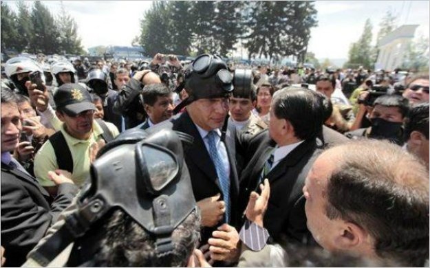 Ecuador reclama verdad y justicia sobre intento golpista