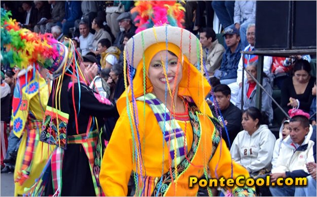 Con Ã©xito se realizo en Ambato el Corso de las Flores y la AlegrÃ­a 2014 Internacional 
