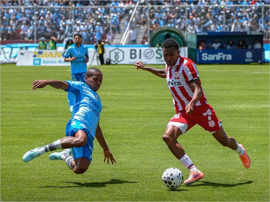 El Cl�sico de Ambato termino en un empate Macar� y T�cnico Universitario suman un punto