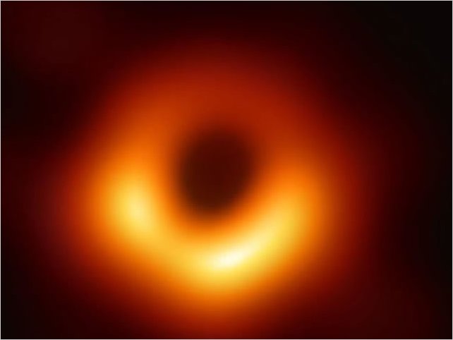 La foto del agujero negro explicada por uno de los cientÃ­ficos que la hizo posible