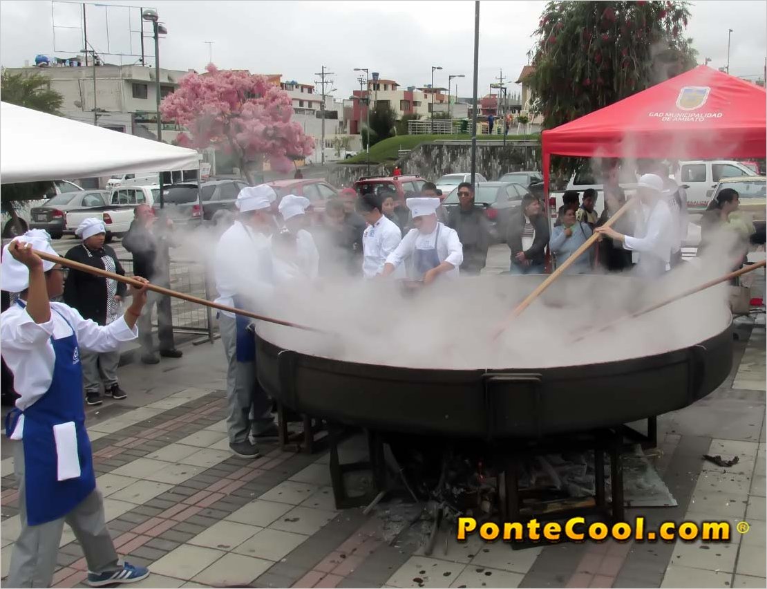 Se realizÃ³ la Colada Morada Solidaria 2019 en Ambato