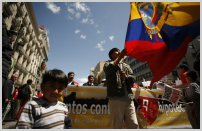 Nueva marcha de trabajadores contra el decreto 1701 en Quito