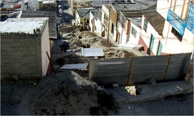 Obras de remodelaciÃ³n de las gradas de la calle Pichincha continÃºan a buen ritmo