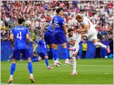 Inglaterra sobrevive a sus propios errores y vence 4-2 a Croacia con un doblete de Kane