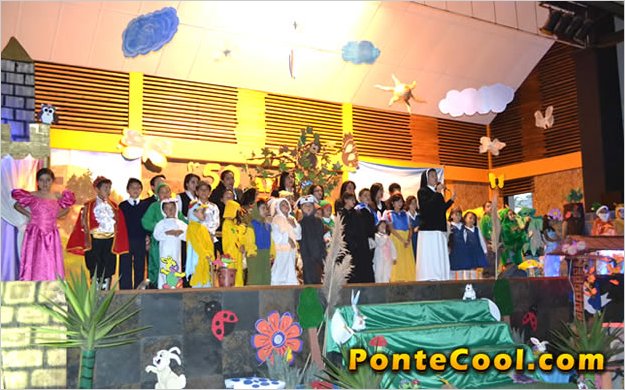 El Colegio Santo Domingo de GuzmÃ¡n realizÃ³ demostraciÃ³n del idioma  InglÃ©s 