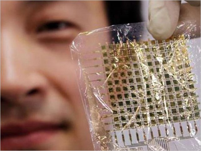 JaponÃ©s inventa pantalla de LED que se adapta al cuerpo como una segunda piel