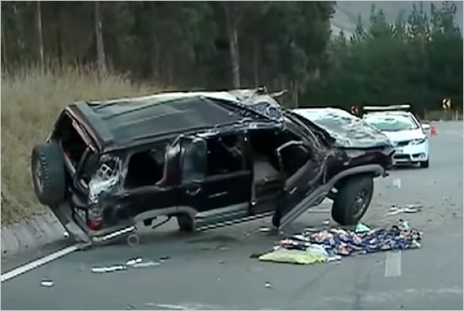 Destituye a los responsables de TrÃ¡nsito tras la muerte de 24 personas en un autobÃºs internacional