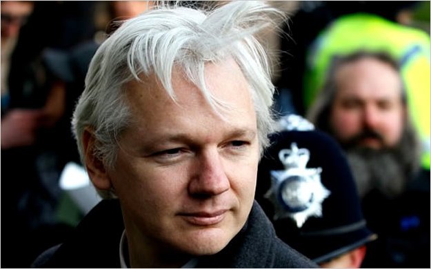 Julian Assange se refugia en embajada de Ecuador en Londres