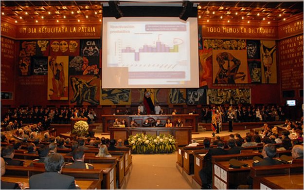Suspendida votaciÃ³n de Ley de ComunicaciÃ³n en Ecuador