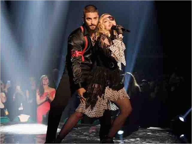 La presentaciÃ³n de Maluma y Madonna en los Billboard Music Awards