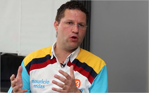 Encuestas ubican en primer lugar a Mauricio Rodas en Quito