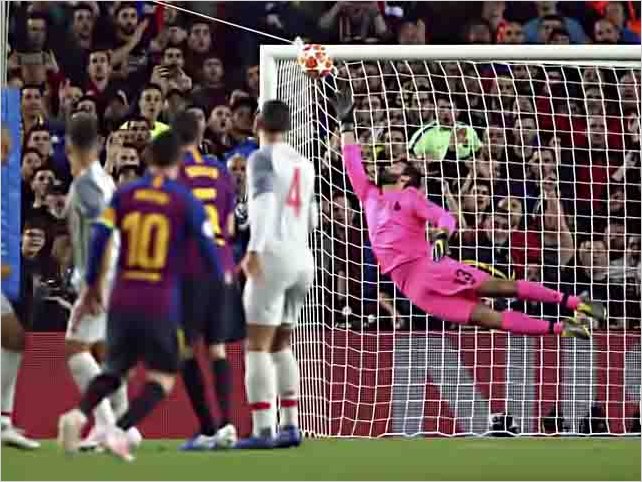 El incre�ble golazo de libre directo de Messi para celebrar su gol 600 con el Bar�a