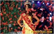 Maria Emilia Varela Reina de Ambato 2013