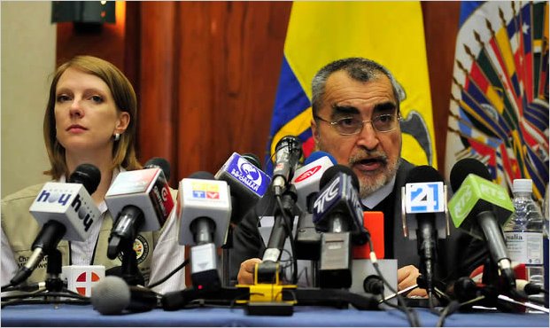 La OEA pide revisar la mayorÃ­a de las actas electorales de la consulta popular en Ecuador
