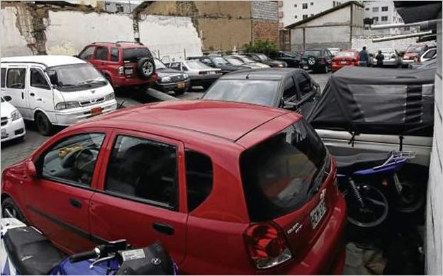 El Municipio de Ambato comprarÃ¡ un parqueadero