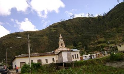 Ecuador fortalece comunicaciÃ³n participativa en parroquias rurales