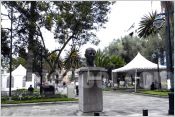Se colocar�n Bustos, de Ilustres Personajes en el Parque Cevallos