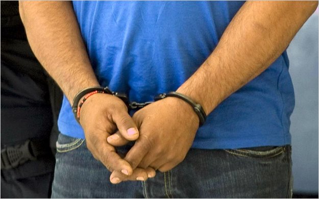 Desarticulan red de trata de personas que operaba en Ecuador y Colombia
