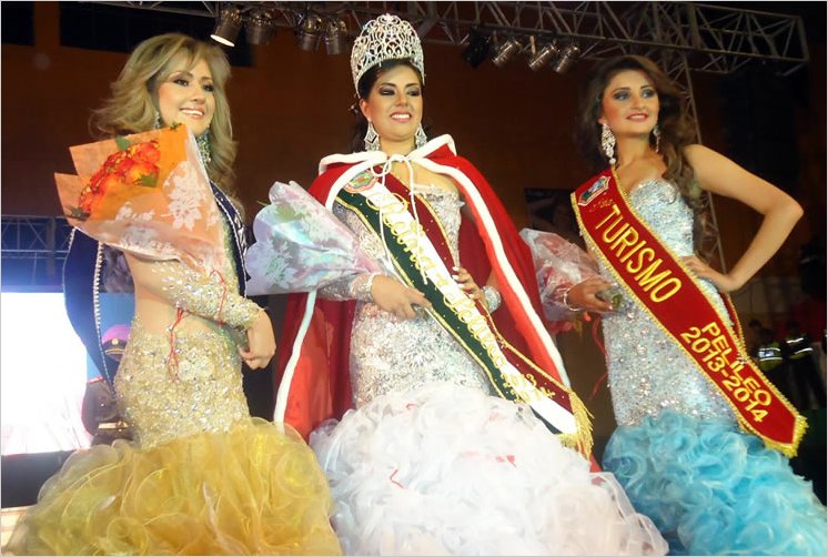 La Ciudad de Pelileo eligiÃ³ con una evento muy galante a su nueva reina.