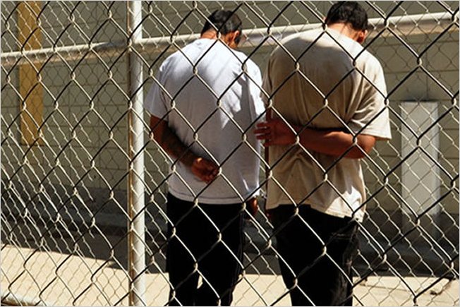 PolicÃ­a detiene a sujetos involucrados en delitos sexuales y de drogas