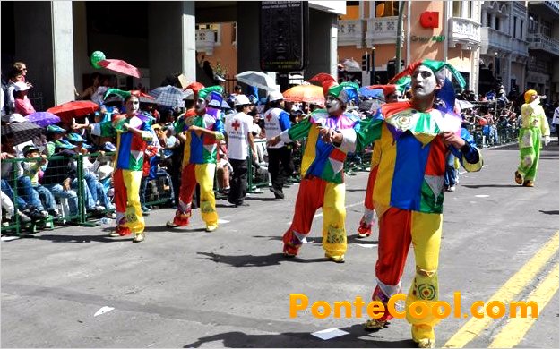 InvitaciÃ³n a diseÃ±adores a reuniÃ³n informativa sobre el prÃ³ximo defile de la FFF