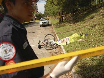 Detienen a 9 hombres por caso Rosenberg