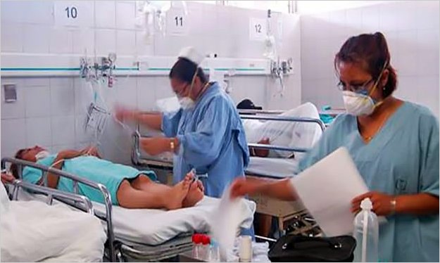 Gobierno de Ecuador prorrogÃ³ por un mes emergencia en sistema de salud