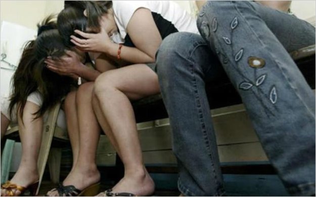 Mafias captan a menores de edad por Facebook