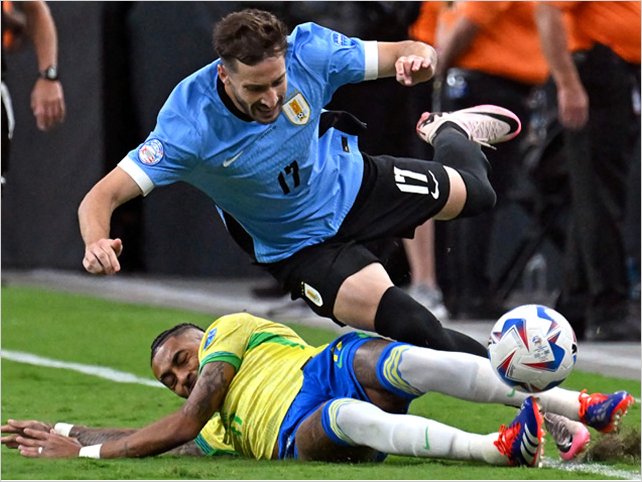 �Uruguay Elimina a Brasil en Dram�tica Definici�n por Penales!