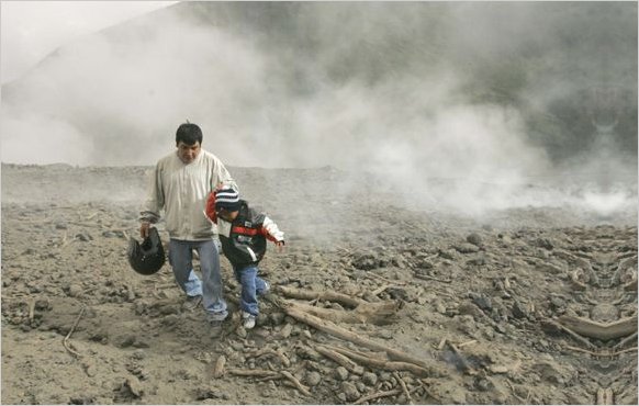 Nueva explosiÃ³n del volcÃ¡n Tungurahua en Ecuador alerta a poblaciÃ³n