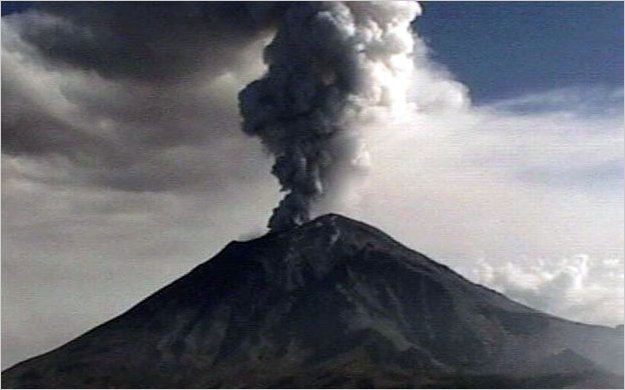 Vuelve a aumentar la actividad de volcÃ¡n PopocatÃ©petl, en centro de MÃ©xico